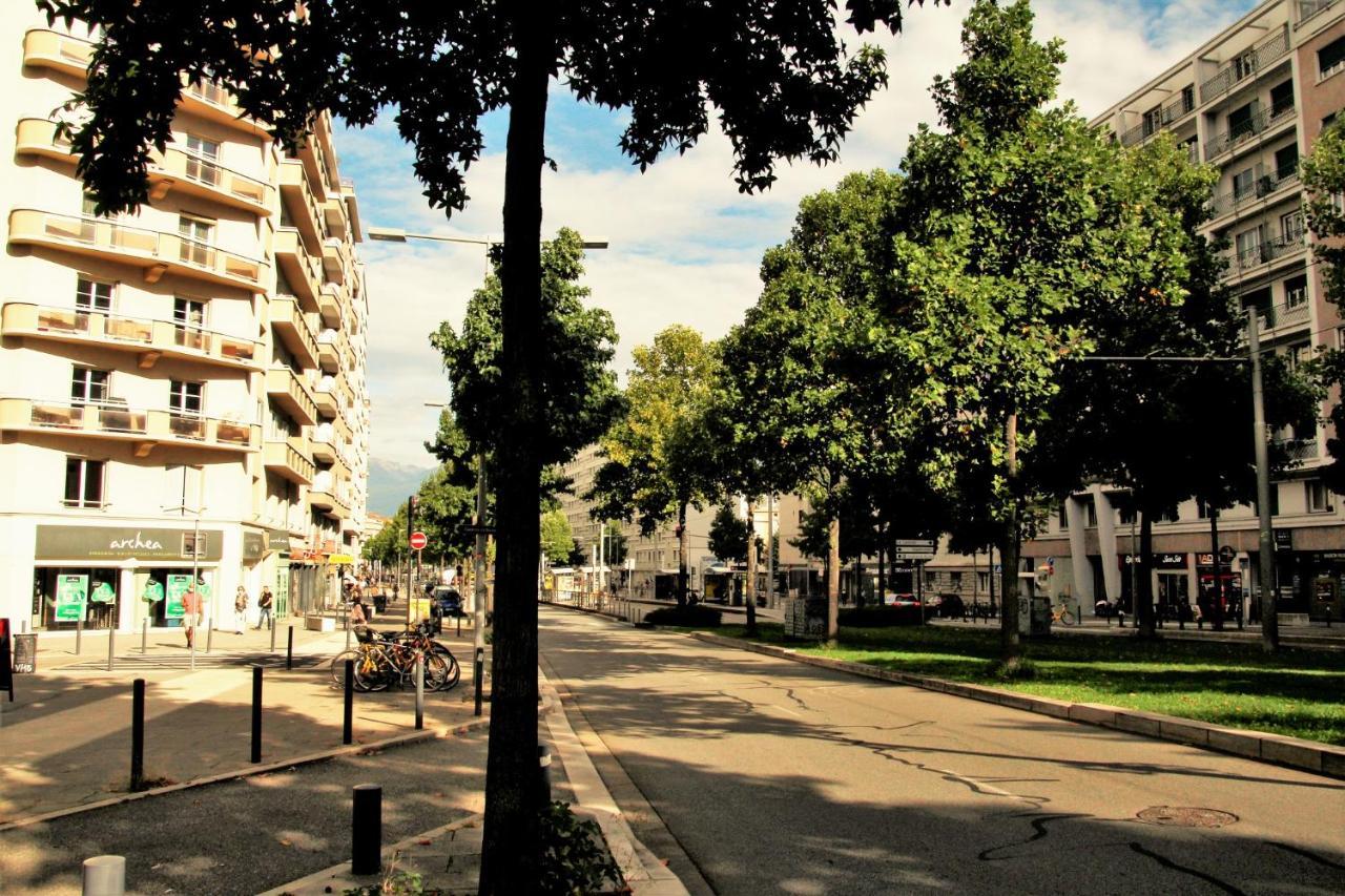 Grenoble Hyper-Centre + Wifi + Netflix Apartment Exterior photo